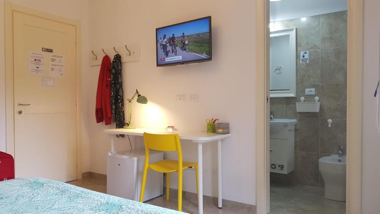 Bed And Breakfast Corticella 24 Bolonia Exterior foto